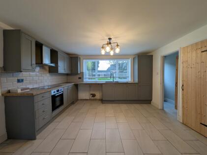 Poplar Hill, Stowmarket