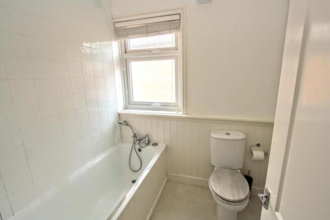 BATHROOM/W.C.