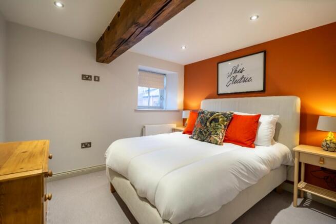 3 bed House to rent Image 4