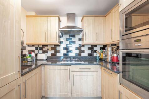 Approach Road, New Barnet, Barnet, EN4