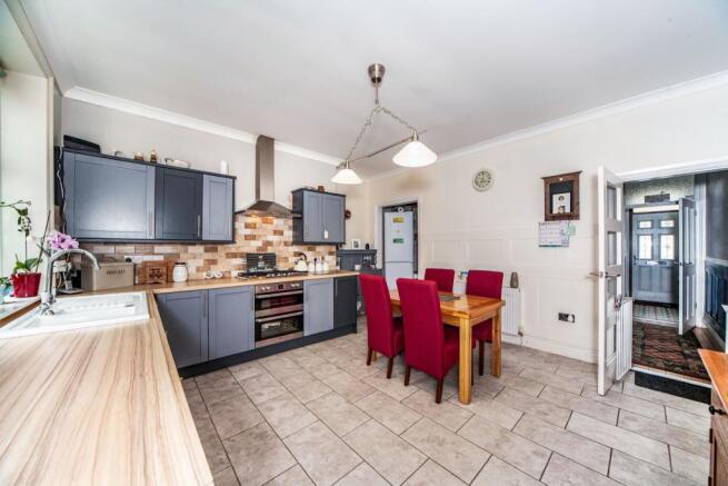 Kitchen/breakfast ro