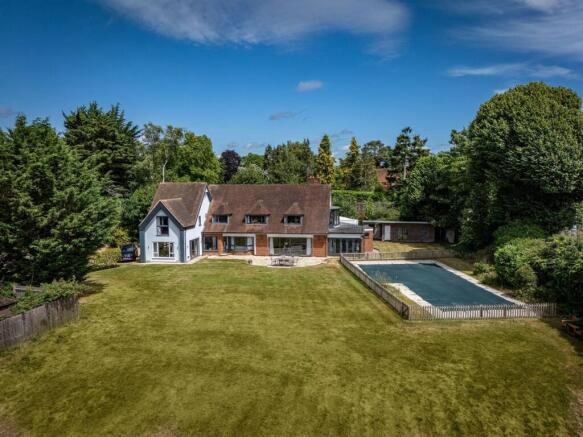 5-bed detached on Alleyns Lane, Cookham Dean, Maidenhead, SL6, £2,600,000