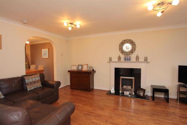 Charming Lounge