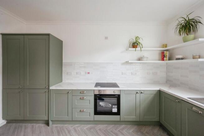 3 bed Terraced for sale Image 5