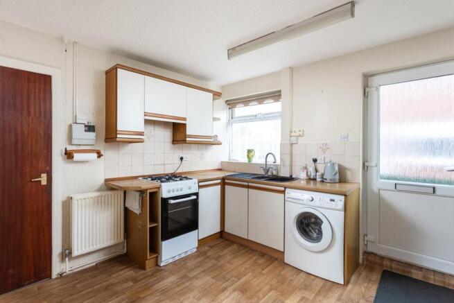 2 bed Detached Bungalow for sale Image 8