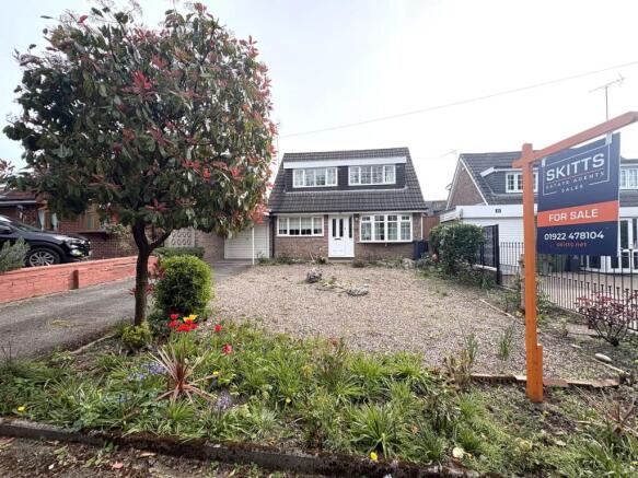 3-bed detached on Bell Road, Walsall, £450,000
