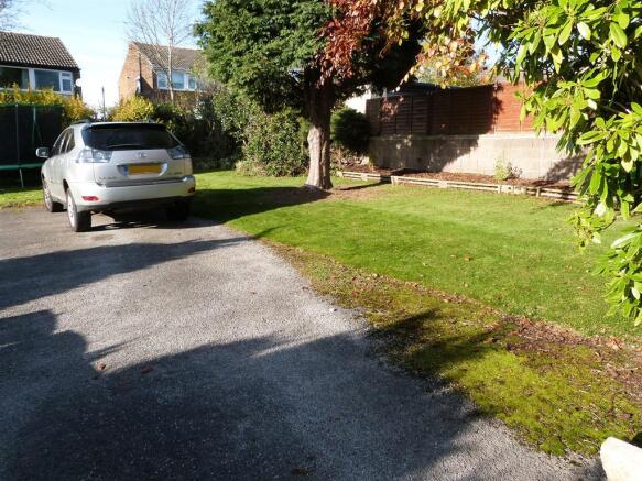 DRIVEWAY IMAGE TWO