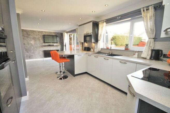 Kitchen diner