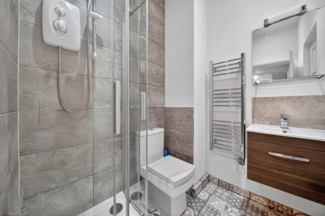 1 bed Flat for sale Image 6