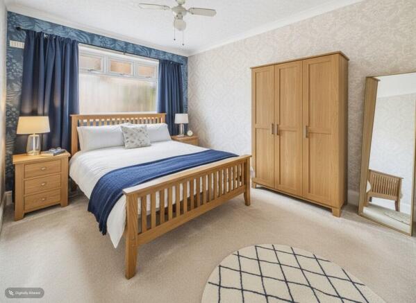 2 bed Detached Bungalow for sale Image 10