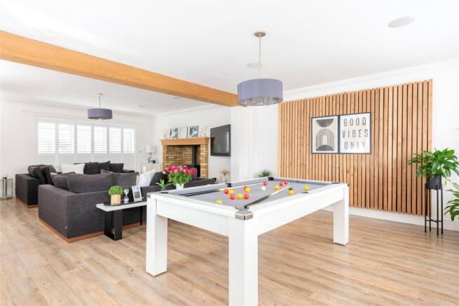 Sitting/Family Rm