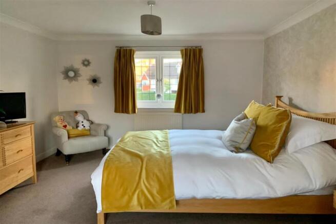Bedroom 1 - 1
