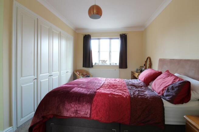 Bed 1 a EH.jpg