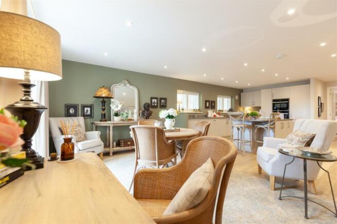 Dining Room 2.jpg