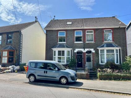 Tydraw Villas, Brynmenyn, CF32