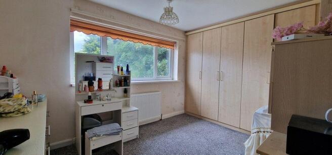 2 bed Semi-Detached for sale Image 5