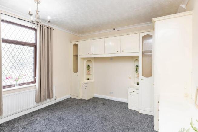 3 bed Terraced for sale Image 4