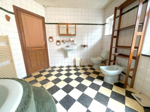 Photo 13