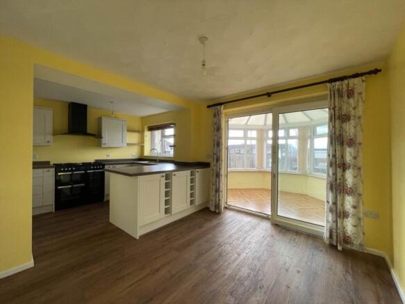 Kitchen 4