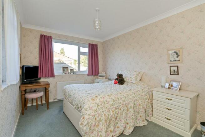 1 Mollington Crescent, Shirley, B90 3RQ_12.jpg