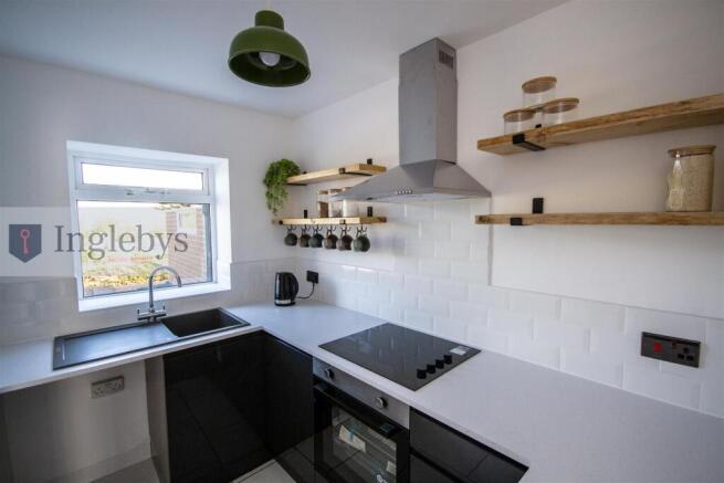 2 bed Terraced for sale Image 5