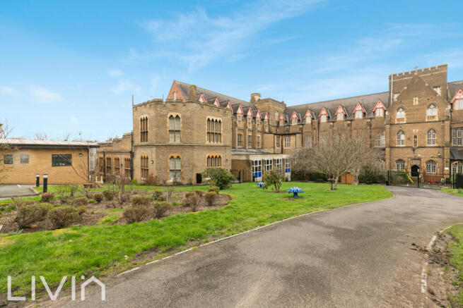 OUR LADY'S CLOSE 1 -37