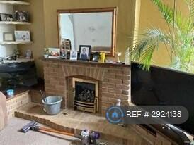 Reception Room ¿ Feature Fireplace