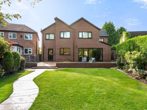 Daylesford Crescent, Cheadle photo 4