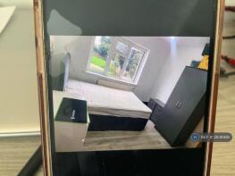 36b, High Street, Studley B80 7HJ