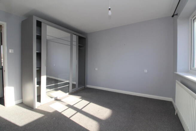 2 bed Semi-Detached for sale Image 7