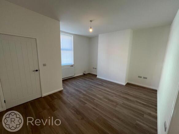 3 bed Terraced to rent Image 5