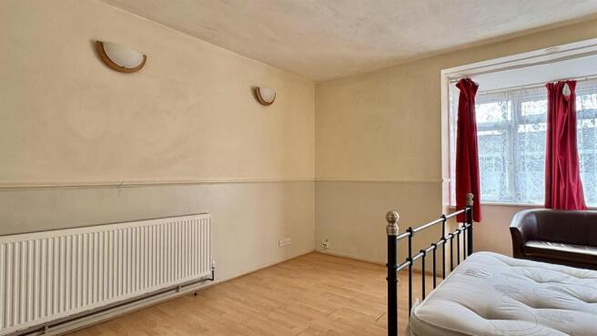 Property for sale in Cross harbour - Barrain Londo