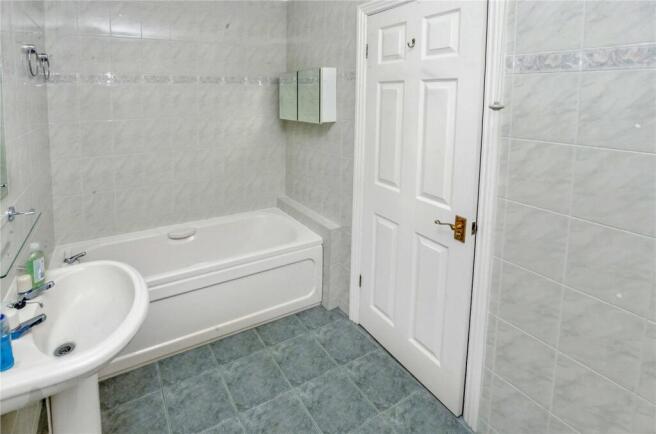 Ensuite Bathroom
