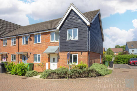 Catkin Close, Cringleford