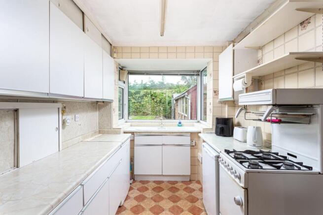 3 bed Semi-Detached for sale Image 4