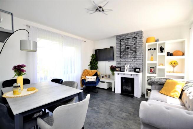 Living/Dining Room