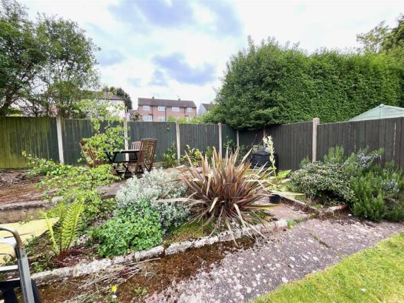 56 hardie avenue (20).jpeg