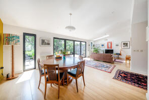 57, Blake Road, Wood Green, London N11 2AG
