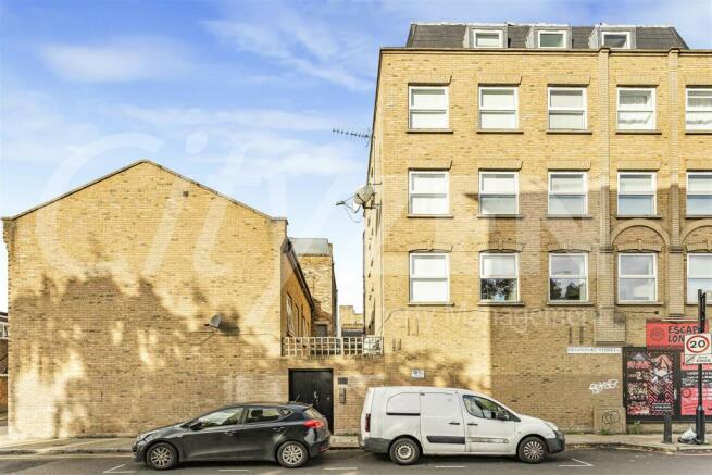 COMRO APARTMENTS