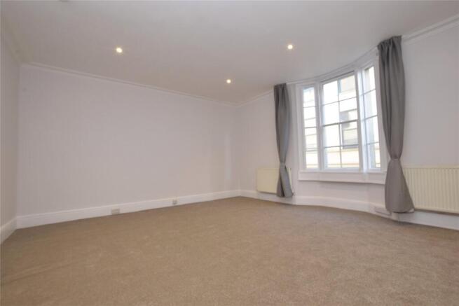 Bedroom/Living Room