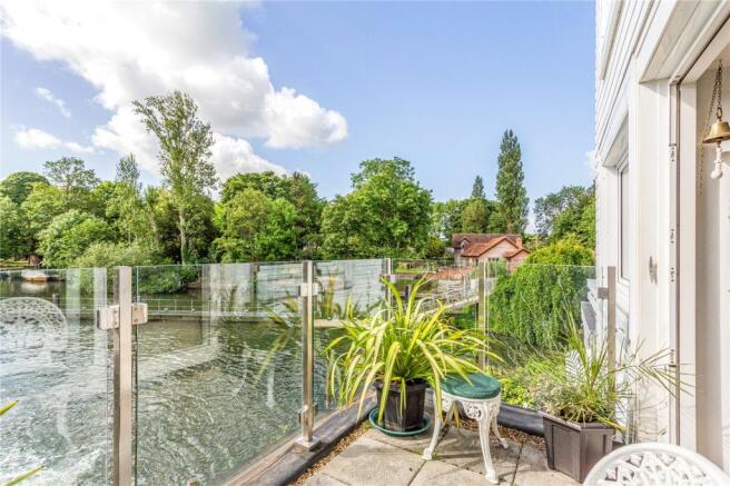 River Terrace