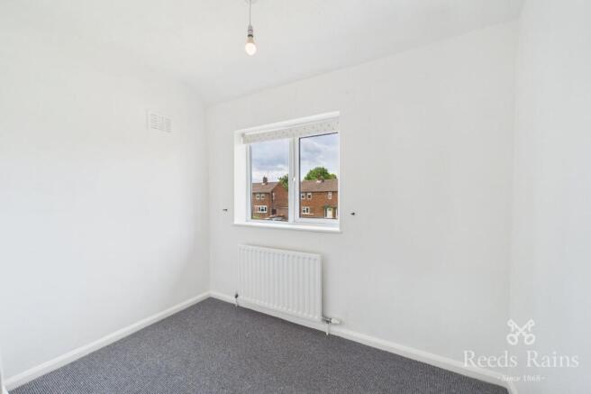 3 bed Semi-Detached to rent Image 12