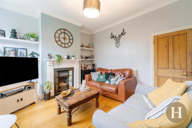 Hadleigh Estate Agents-1.jpg