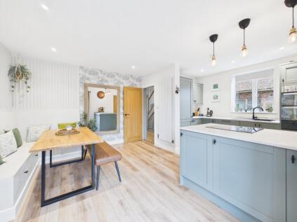 Christine Avenue, Rushwick, Worcester, Worcestershire, WR2
