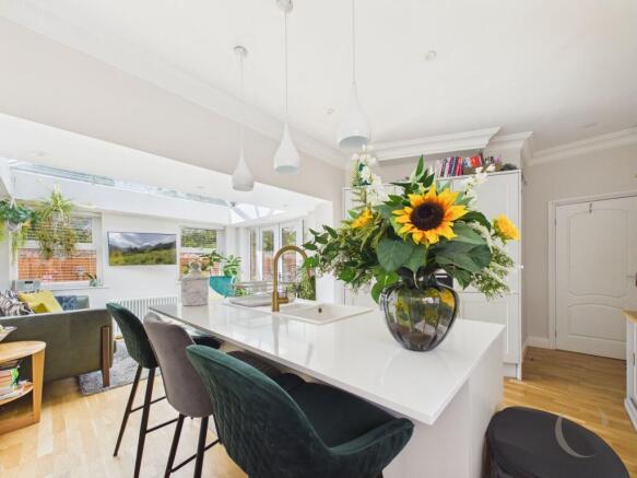 Dining kitchen