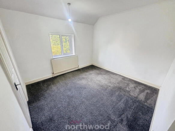3 bed Terraced to rent Image 11