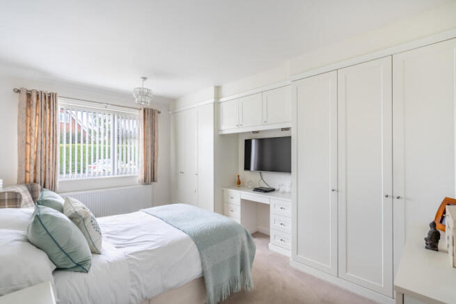2 bed Detached Bungalow for sale Image 10