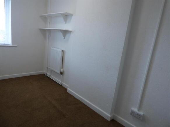18 St Davids Close Bedroom 3 I .JPG