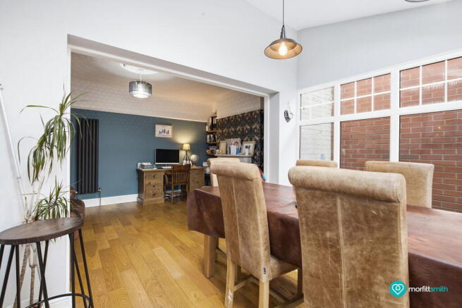 4 bed Semi-Detached for sale Image 12