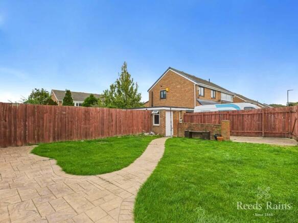3 bed Semi-Detached for sale Image 11